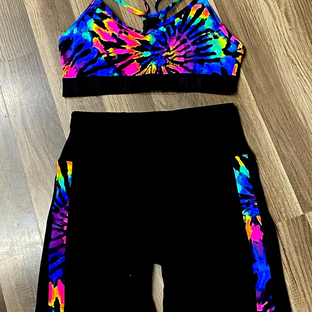 Victoria’s Secret PINk Tie Dye Bike Short Set XL